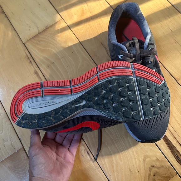 Men’s Nike Zoom shoes. Size 10 1/2 - Picture 3 of 4
